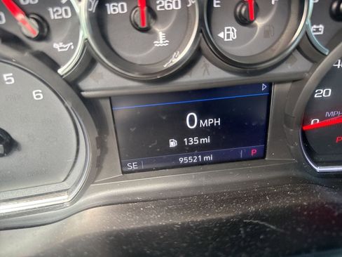 Used 2020 Chevrolet Silverado 1500 LT w/ Texas Edition image 10