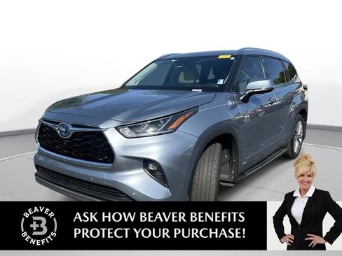 Used 2024 Toyota Highlander Platinum AWD/4WD image 1