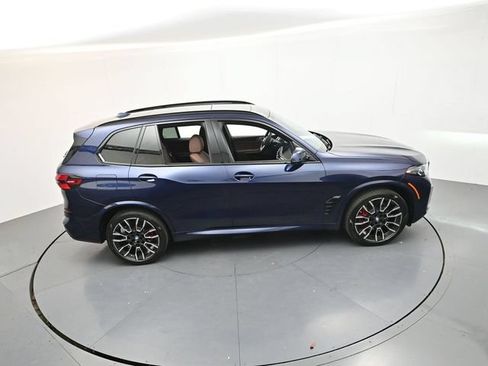 Used 2025 BMW X5 xDrive40i w/ M Sport Package AWD/4WD image 53