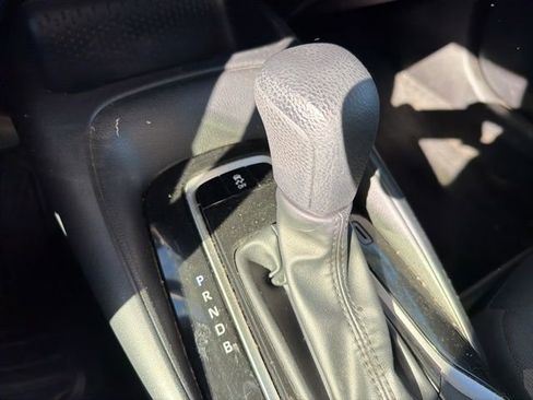 Used 2024 Toyota Corolla LE image 21