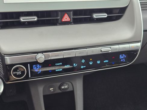 Used 2024 Hyundai Ioniq 5 SEL image 29