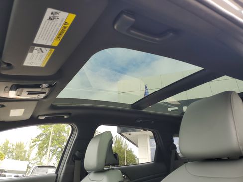 Used 2023 Kia Sportage X-Pro image 12