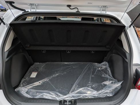 Certified 2024 Hyundai Venue SEL image 17