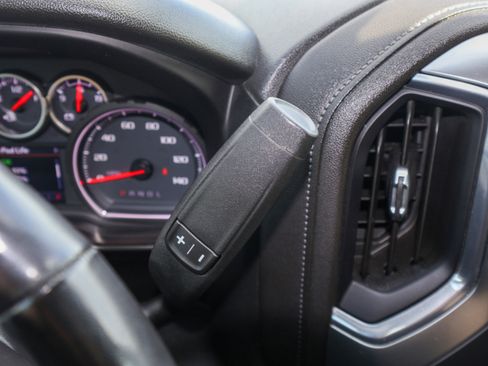 Used 2020 Chevrolet Silverado 1500 RST image 24