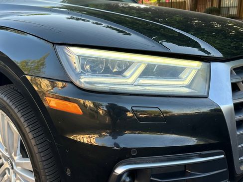 Used 2019 Audi Q5 Prestige w/ Prestige Package image 50