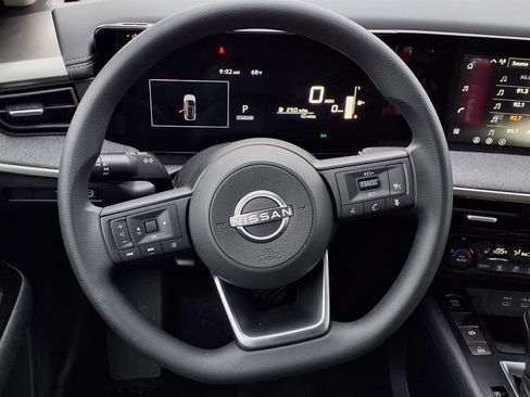 New 2026 Nissan Kicks SV w/ SV Premium Package image 17