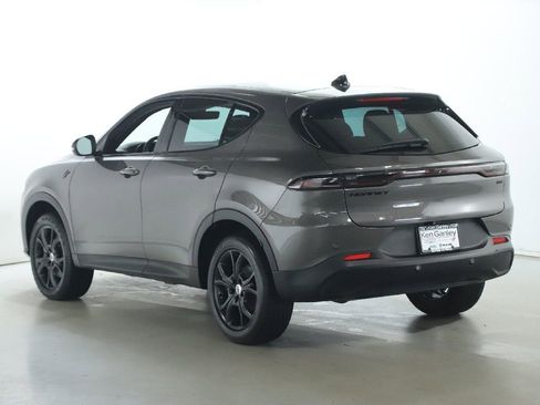 Used 2024 Dodge Hornet GT image 41