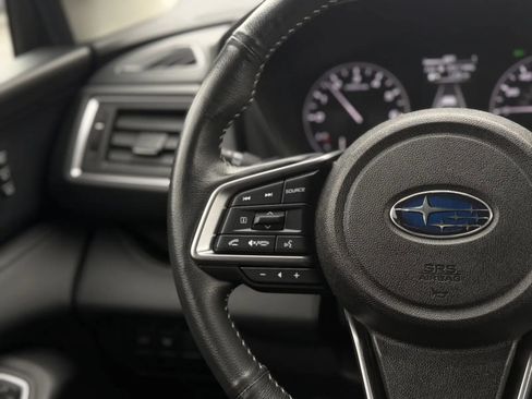 Used 2023 Subaru Ascent Limited w/ Technology Package AWD/4WD image 3