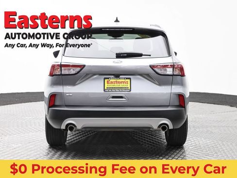 Used 2022 Ford Escape SE FWD image 6