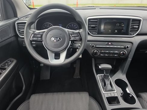 Used 2022 Kia Sportage LX FWD image 8