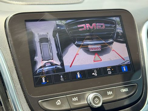 Used 2023 Chevrolet Equinox Premier FWD image 27