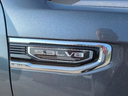 Used 2019 GMC Sierra 1500 SLT w/ Driver Alert Package I AWD/4WD image 10
