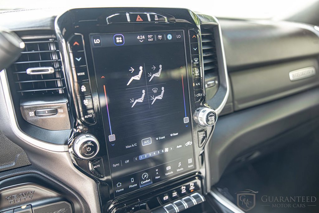 Used 2024 RAM 3500 Big Horn w/ Night Edition AWD/4WD image 21