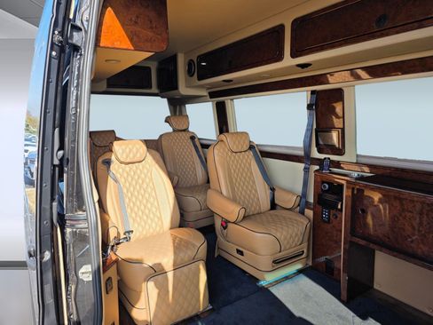 Used 2019 Mercedes-Benz Sprinter 170 image 25