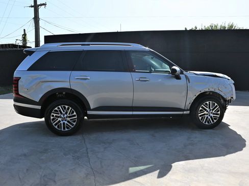 Used 2026 Hyundai Palisade SEL FWD image 6