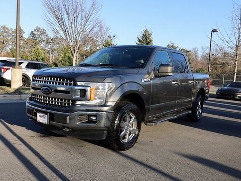 Used 2018 Ford F150 XLT w/ Equipment Group 302A Luxury image 12