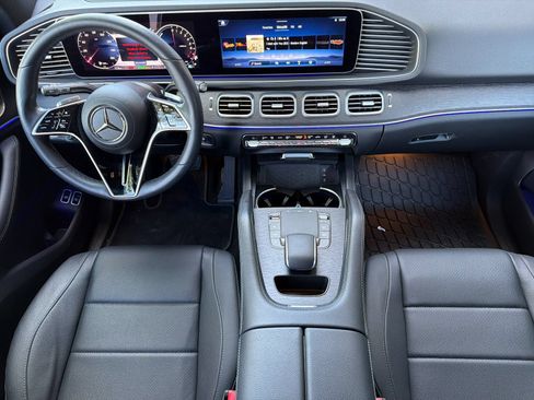Used 2024 Mercedes-Benz GLE 450e 4MATIC image 12