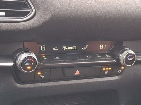 Certified 2025 MAZDA CX-30 Carbon image 17