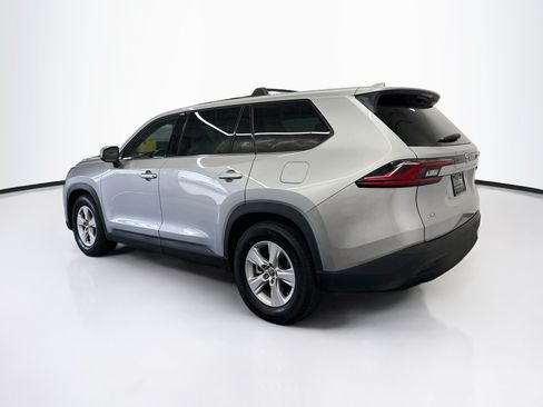Used 2026 Toyota Grand Highlander AWD image 5