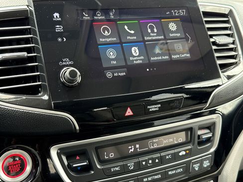 Used 2022 Honda Pilot Touring image 27