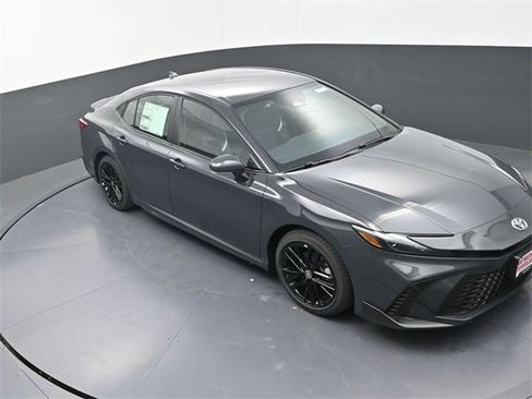 New 2026 Toyota Camry SE image 19