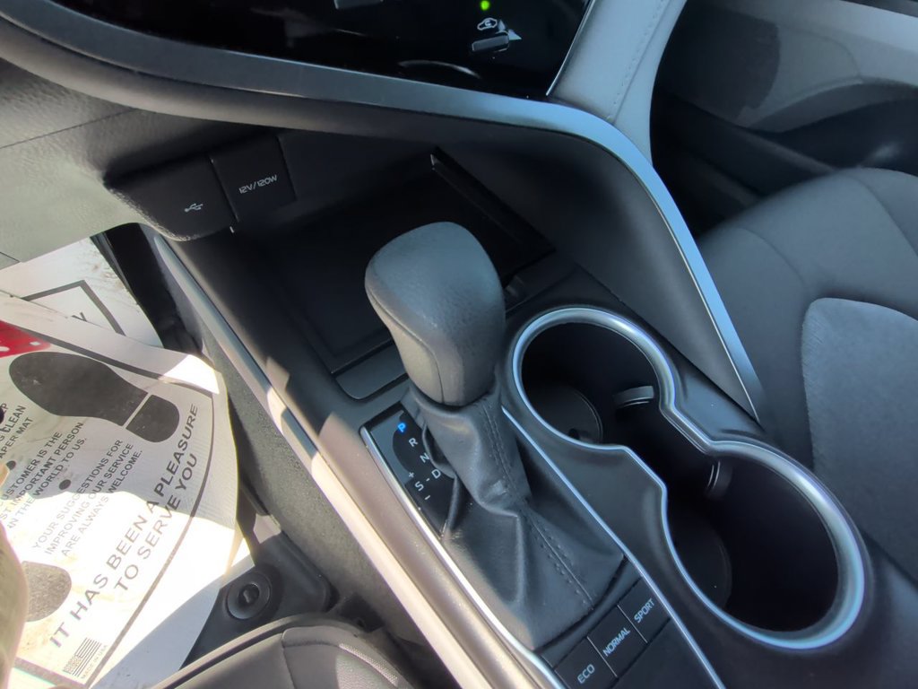 Used 2024 Toyota Camry LE FWD image 20