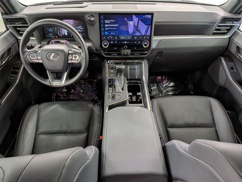 Certified 2024 Lexus GX 550 w/ Accessory Package (2T) image 29