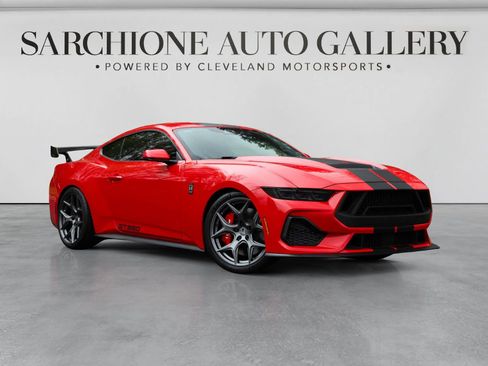 Used 2025 Ford Mustang GT Premium w/ GT Performance Package RWD image 9