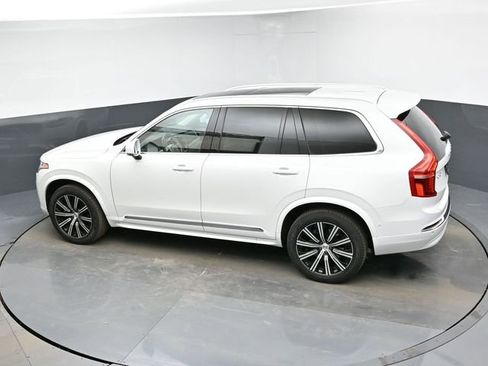 Used 2023 Volvo XC90 B5 Plus image 11