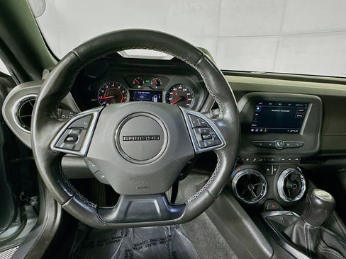 Used 2019 Chevrolet Camaro LS RWD image 15