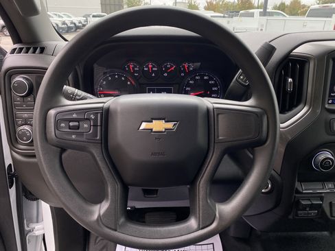 Used 2025 Chevrolet Silverado 2500 W/T w/ WT Convenience Package image 19