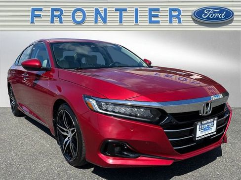 Used 2021 Honda Accord Touring image 1
