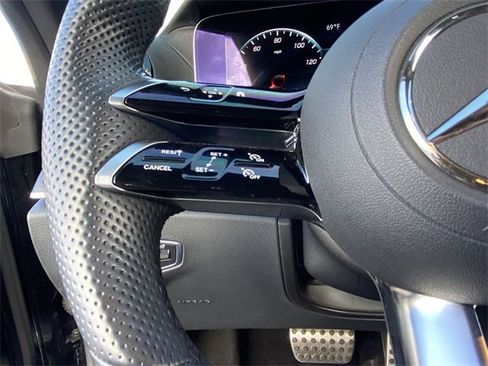 Used 2022 Mercedes-Benz E 450 E 450 image 21