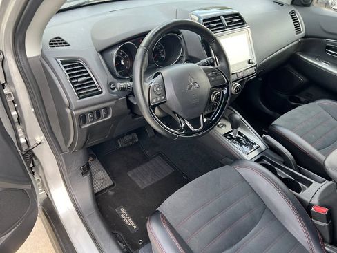 Used 2024 Mitsubishi Outlander Sport ES AWD/4WD image 18