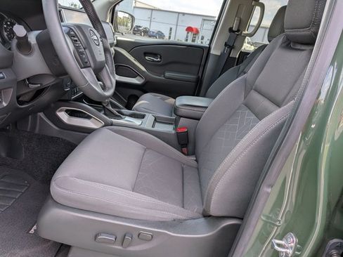 Certified 2025 Nissan Frontier SV w/ SV Convenience Package RWD image 14