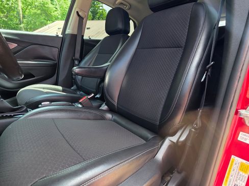 Used 2019 Buick Encore Preferred w/ Safety Package FWD image 17