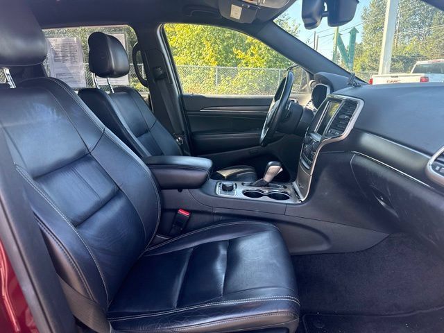 Used 2016 Jeep Grand Cherokee Limited AWD/4WD image 9