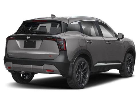 Used 2025 Nissan Kicks SR FWD image 5