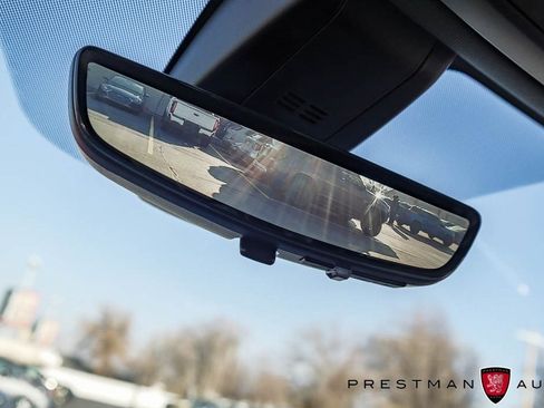 Used 2021 GMC Yukon XL Denali w/ Denali Premium Package image 44