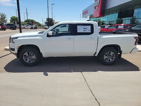 New 2026 Nissan Frontier SV w/ SV Convenience Package AWD/4WD image 4