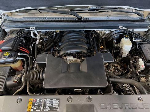 Used 2017 Chevrolet Tahoe Premier AWD/4WD image 37