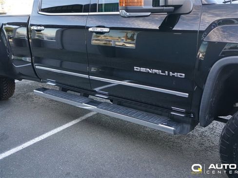 Used 2019 GMC Sierra 3500 Denali w/ Duramax Plus Package AWD/4WD image 5