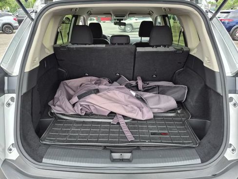 Used 2023 Nissan Rogue SV FWD image 25
