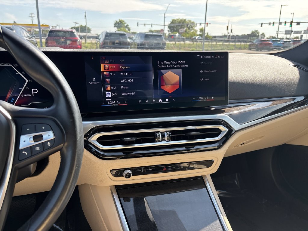 Used 2024 BMW i4 eDrive35 w/ Premium Package RWD image 28