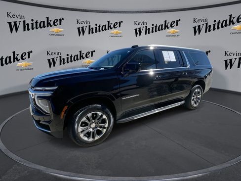 Used 2025 Chevrolet Suburban LS image 1
