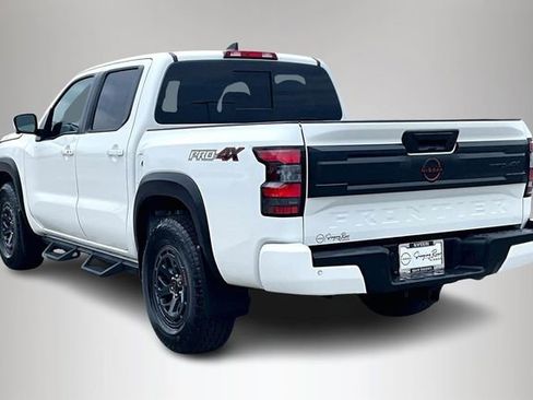 Certified 2025 Nissan Frontier PRO-4X w/ Pro Convenience Package image 4