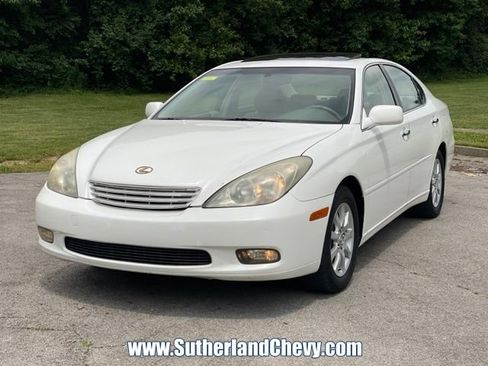 Used 2002 Lexus ES 330 FWD image 3