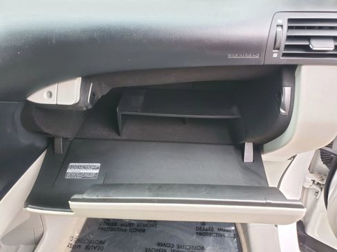 Used 2011 Lexus RX 350 RX 350 Sport Utility 4D w/ Premium Pkg image 41