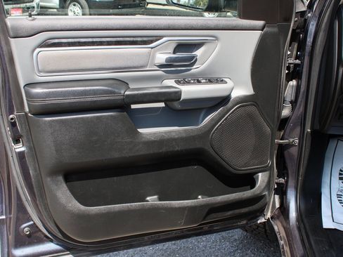 Used 2019 RAM 1500 Big Horn image 13