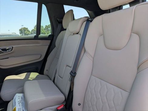 New 2026 Volvo XC90 T8 Plus w/ Protection Package Premier AWD/4WD image 11